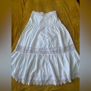 Time and Tru XS long white skirt